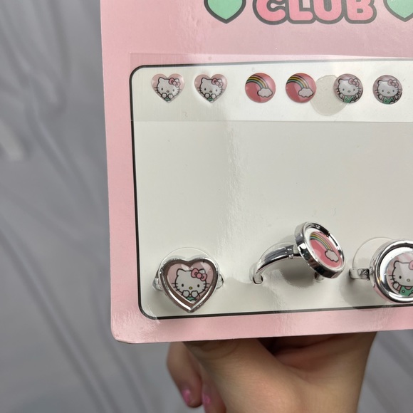Hello Kitty Club Stick On Earrings and Rings Set - Australia Show Bags Exclusive - Picture 3 of 5
